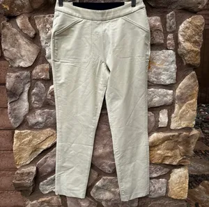 Women’s Peter Millar Tech Pant The Summit Club Beige Size 6 Golf NWT thumbnail 3