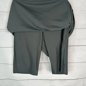 Aunua Womens Medium Gray Athletic Golf Skort UPF 50 Built In Shorts Activewear thumbnail 3