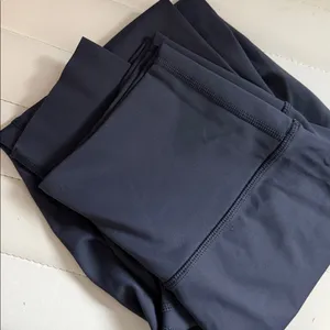 Offline Aerie Goals High-Waisted Leggings 7/8 length in Gray thumbnail 6