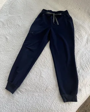 FIGS Zamora Jogger High-Waisted Pants thumbnail 1