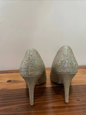 New! ADRIANNA PAPELL Platino Gold Pumps Size 8 Pointed Toe Heels Gold Sparkle thumbnail 8