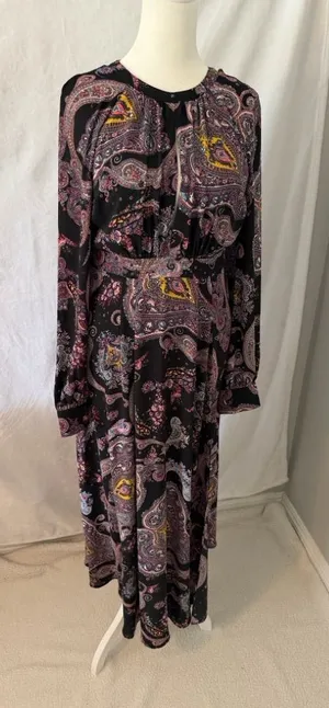 Express Purple and Black Paisley Open-Back Maxi Dress thumbnail 1