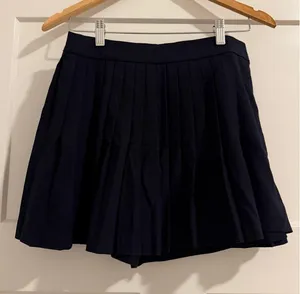 Abercrombie Mid-Rise Pleated Skort thumbnail 1
