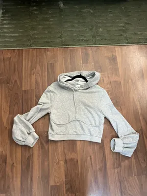 Superdown Christine heather gray cropped hoodie sweater L thumbnail 6