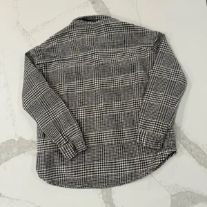 Hollister Boyfriend Fit Houndstooth ButtonUp Flannel Shirt Womens Small Gray/Tan thumbnail 7