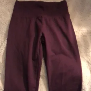 🔹4 for $30 XS Aerie Plum Leggings thumbnail 2