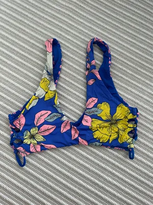 Everything But Water Reversible Bikini Top thumbnail 3