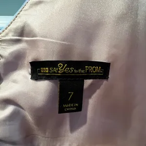 Say Yes To The Prom Prom Dress Junior's V-Neck Ballgown Size‎ 7 thumbnail 6