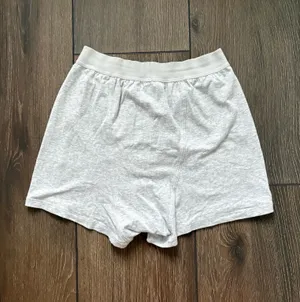 SKIMS Loose Boyfriend Boxer Shorts thumbnail 4
