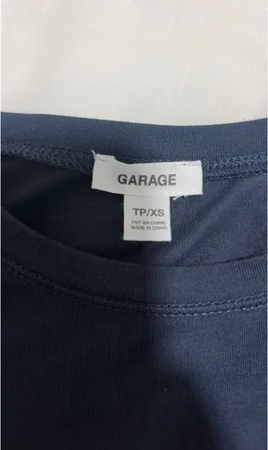 navy blue garage top thumbnail 2