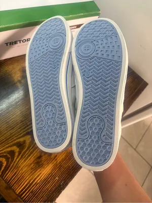 Tretorn White Chelsea Sneakers Size 9 thumbnail 4