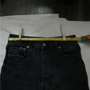 Free People We The Free High Rise Distressed Black Jeans 28 Casual Bikercore thumbnail 7