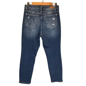 Judy Blue Distressed Straight Leg Jeans - size 9/29 thumbnail 3