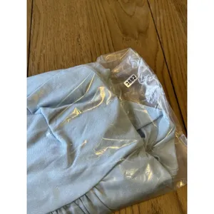 Anthropologie Top Size XS Women Light Blue Bell Sleeve Crop‎ Blouse Lightweight thumbnail 8