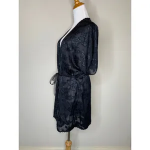 Vintage Black Satin Robe Floral Semisheer Fabric Sz Medium Dressing Gown thumbnail 2