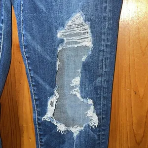 American Eagle outfitters super stretch X jeans high rise jeggings 8 distressed​ thumbnail 4