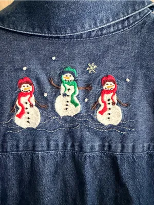 KAREN Scott small Denim Christmas embroidered button up thumbnail 4