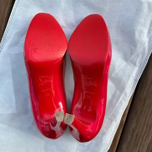 Authentic Christian Louboutin pumps❤️❤️❤️❤️ thumbnail 4