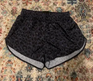 athletic shorts thumbnail 1