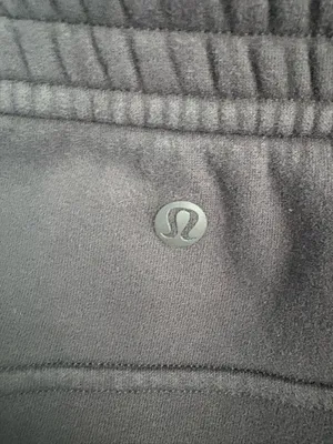 Lululemon Scuba Relaxed High-Rise Jogger in Black Sz 4 thumbnail 9