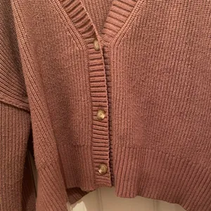 Cozy Brown Women's Cardigan Size L thumbnail 3