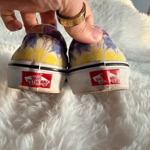 Vans Classic Slip-On Sneakers - Washed Tie Dye Multicolor - Women’s 6.5 Men’s 5 thumbnail 9
