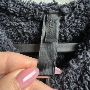 SKIMS Jacket Womens Small /Medium Teddy Sherpa Fleece Black Full Zip Hoodie thumbnail 3