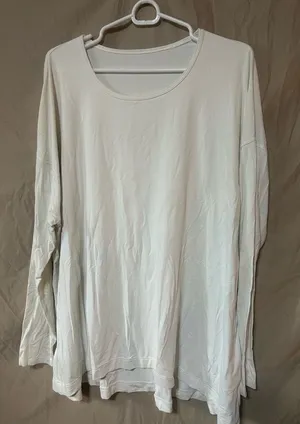 Lululemon long sleeve thumbnail 1