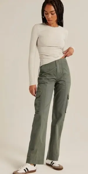 Abercrombie & Fitch Relaxed Cargo Pants, Army Green, Size 29, EUC thumbnail 1