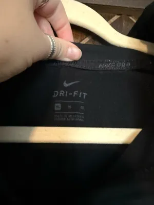 Nike Dri-Fit Quarter-Zip Pullover Black thumbnail 2