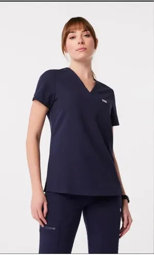 Figs Women's Navy Scrub Set Catarina Top w/ Zamora Jogger Pants Navy thumbnail 1