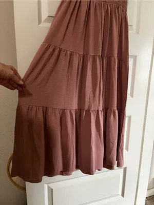 Women's Tiered Smocked Midi Dress in Dusty Pink Sz L thumbnail 6