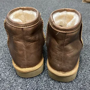 Arizona Jeans bronze brown foil mini ugg boots ankle shearling lined 7.5 thumbnail 11
