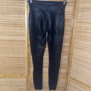 Spanx black faux leather leggings pants woman’s size Large thumbnail 3
