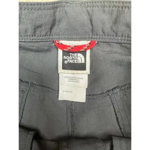 The North Face grey gorpcore nylon utility shorts Size 6 thumbnail 4