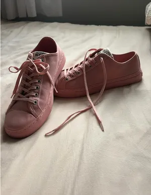 Nothing New Pink Low thumbnail 2