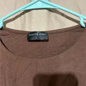 White fox long sleeve thumbnail 2
