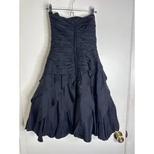 VTG 80s Tadashi Shoji Black Strapless Ruched & Ruffled Cocktail Dress Size 6 USA thumbnail 9