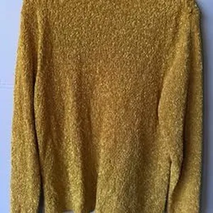 Chico's Mustard Yellow Popcorn Knit V-Neck Sweater Size 2 Large Long Sleeve thumbnail 3