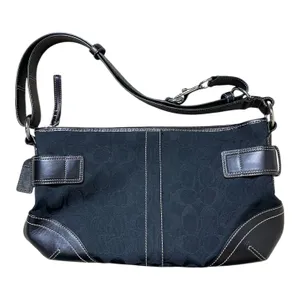 Vintage Black Coach Hamptons Signature Leather Buckle Crossbody Shoulder Bag thumbnail 6