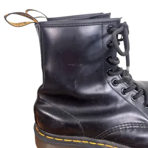 Dr. Martens 1460 Smooth Leather 8-Eye Combat Boots Black Yellow Stitching Sz 8 thumbnail 2