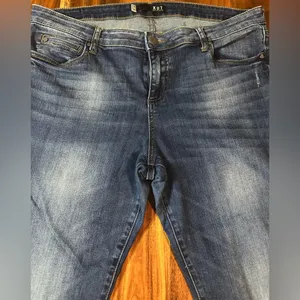 Kut From the Kloth Catherine Boyfriend Jeans thumbnail 4