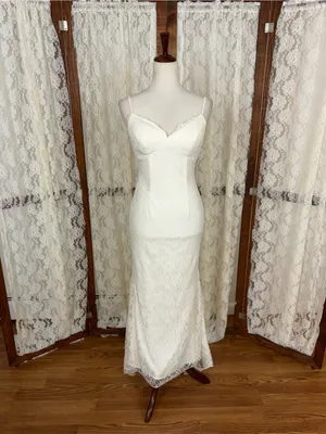 Beautiful Galina Lace Slip Wedding Gown thumbnail 3