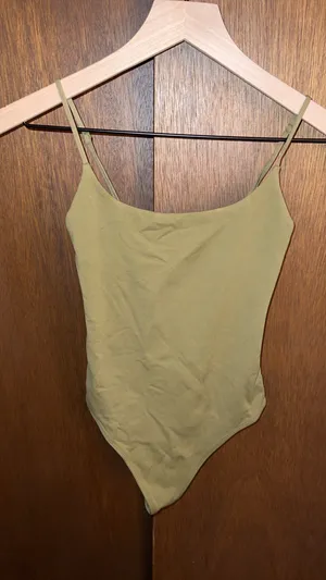 Aritzia Babaton Bodysuit thumbnail 1