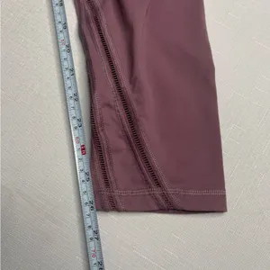 Victorias Secret Sport Knockout Mauve Leggings w Sheer Mesh Side Panels (Large) thumbnail 10