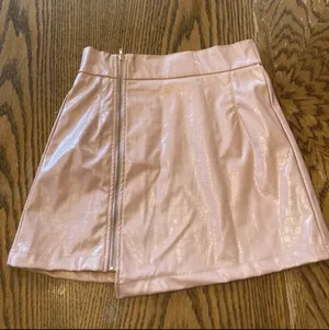 Like An Angel Skirt Womens Small Faux Leather Elastic & Zipper Pink thumbnail 1