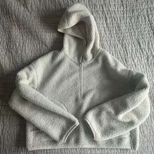 Uniqlo Sherpa Cozy Cream Cropped Pullover thumbnail 1