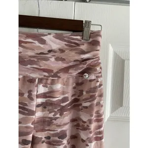 Tahari Sport Camo Joggers Womens Size S Pink Brown Ruched Ankle Athleisure Pants thumbnail 2