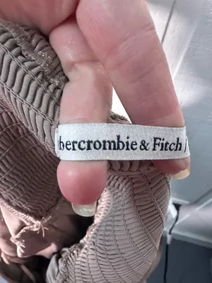 Abercrombie & Fitch Beige Ruched Top Size Medium EUC thumbnail 7