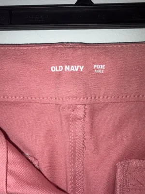 Old Navy Pixie Ankle pants in a dusty pink/rose color thumbnail 4